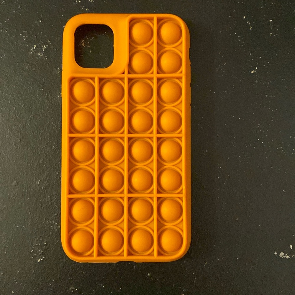 Orange iPhone 11 pop it phone case